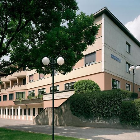 Albergo Casa Dell'Ospite Бреша Екстериор снимка
