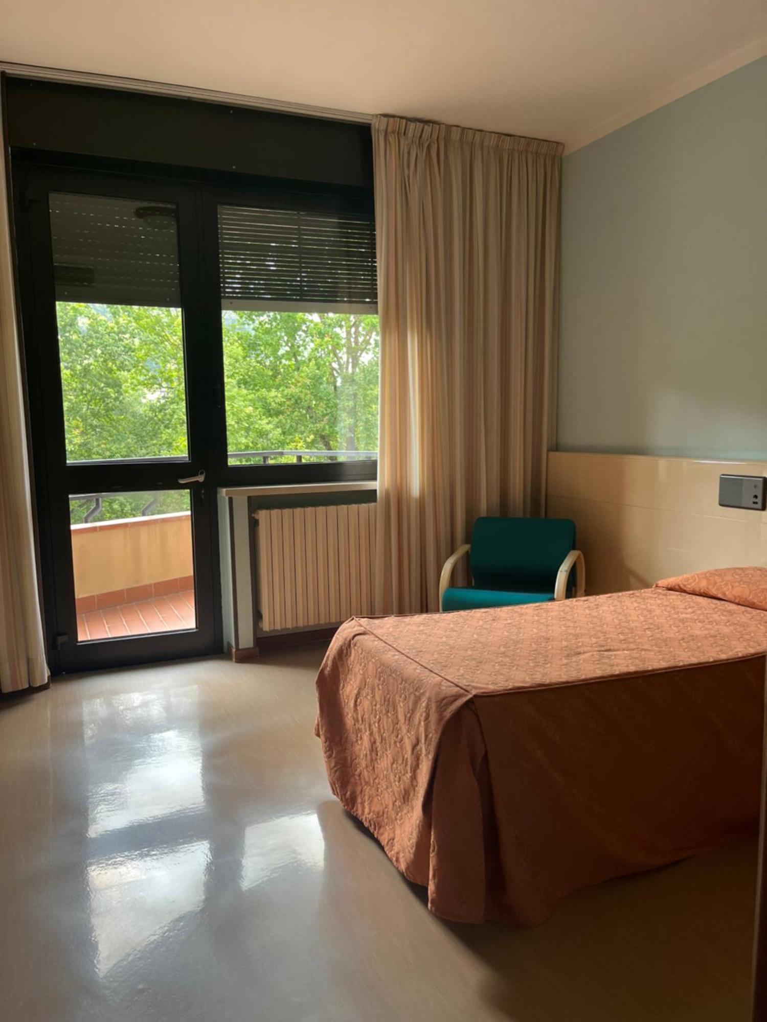 Albergo Casa Dell'Ospite Бреша Екстериор снимка