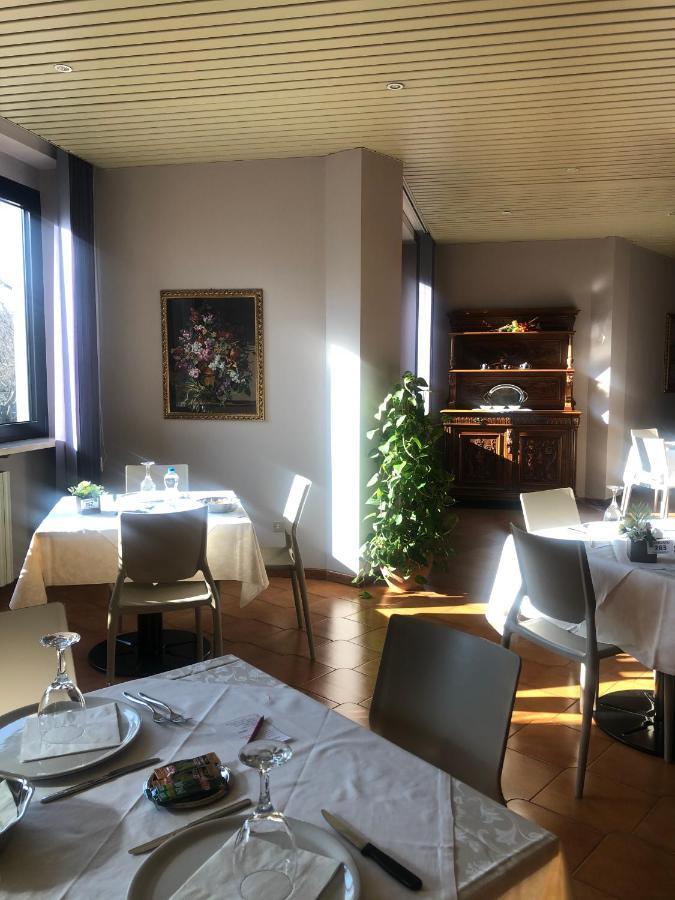Albergo Casa Dell'Ospite Бреша Екстериор снимка